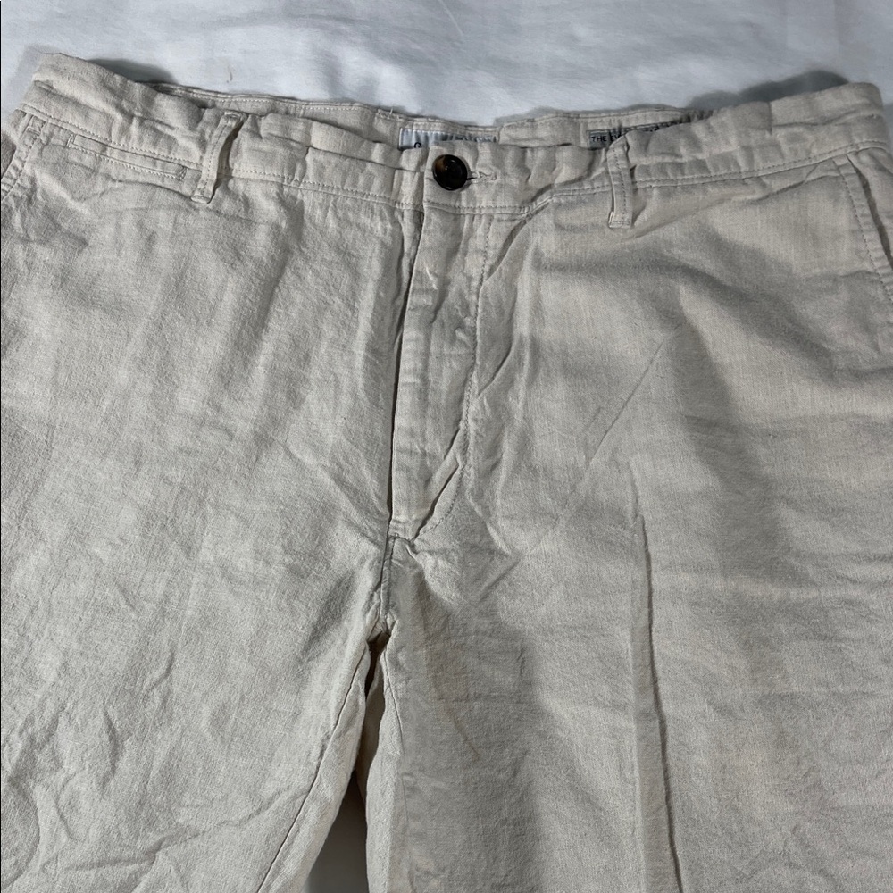 Goodfellow mens beige linen Every Wear flat front 8.5" Bermuda shorts - size 36